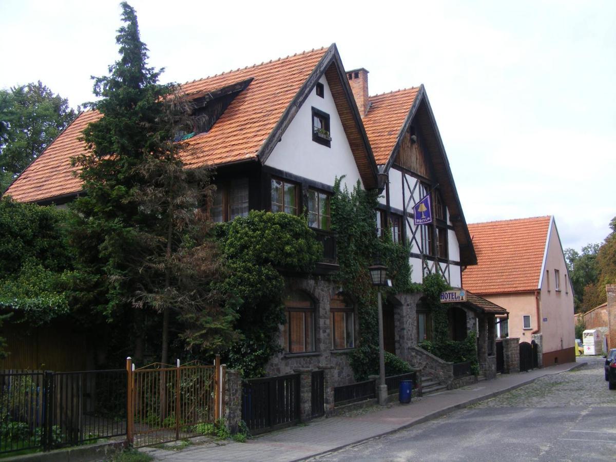 Hotelik Хелмно Экстерьер фото